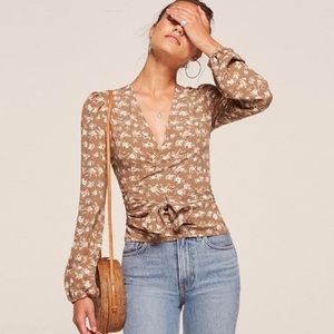 REFORMATION Toulouse Wrap Blouse in‎ Country Floral